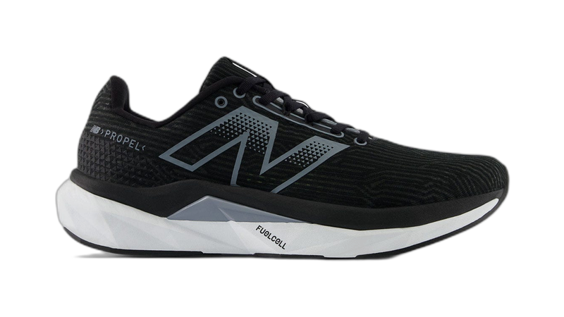 New Balance FuelCell Propel v5